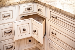 Corner drawer in Kitchen